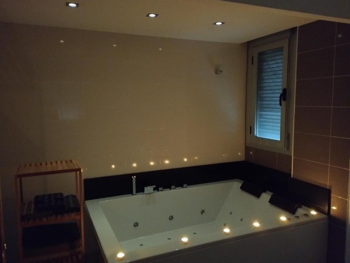Apartamento Atico con hidromasaje, terraza y piscina Amposta Exterior foto